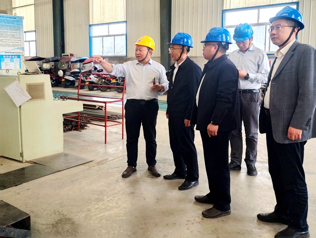 说明: //xww.hgc1024.org/__local/3/6F/8E/C0F282B7308DC050462CBC0728A_C2056E81_A5219.jpg