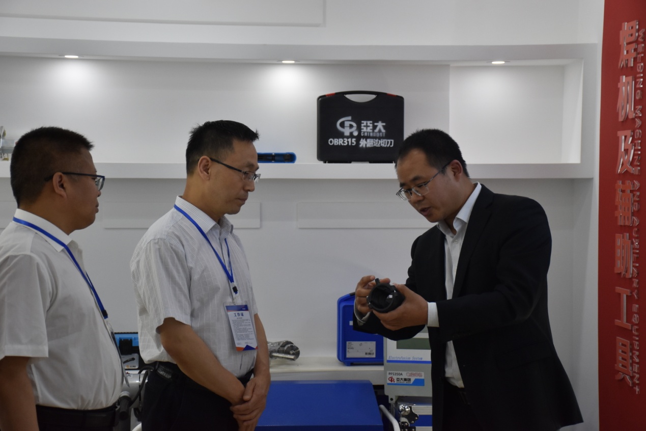 说明: //xww.hgc1024.org/__local/7/B9/5D/D58BD37A69EBCF4D3D290CF57BE_380186D2_317FE.jpg